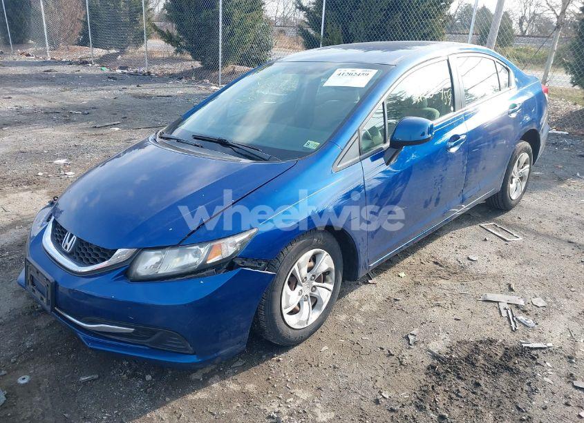 Photo 2 of 2013 Honda Civic LX (VIN 19XFB2F50DE282009)