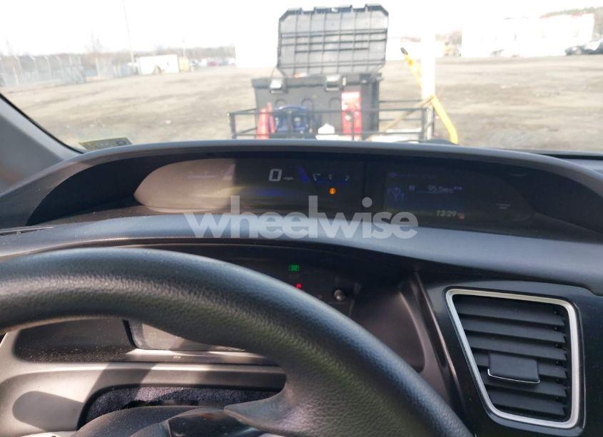 Photo 7 of 2013 Honda Civic LX (VIN 19XFB2F50DE282009)