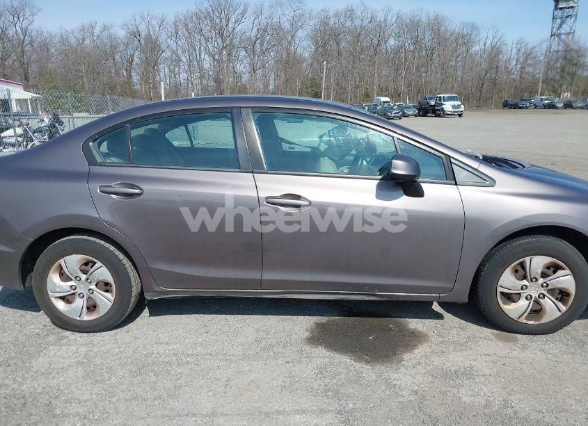 Photo 12 of 2013 Honda Civic LX (VIN 19XFB2F50DE295312)