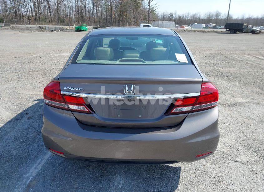 Photo 15 of 2013 Honda Civic LX (VIN 19XFB2F50DE295312)