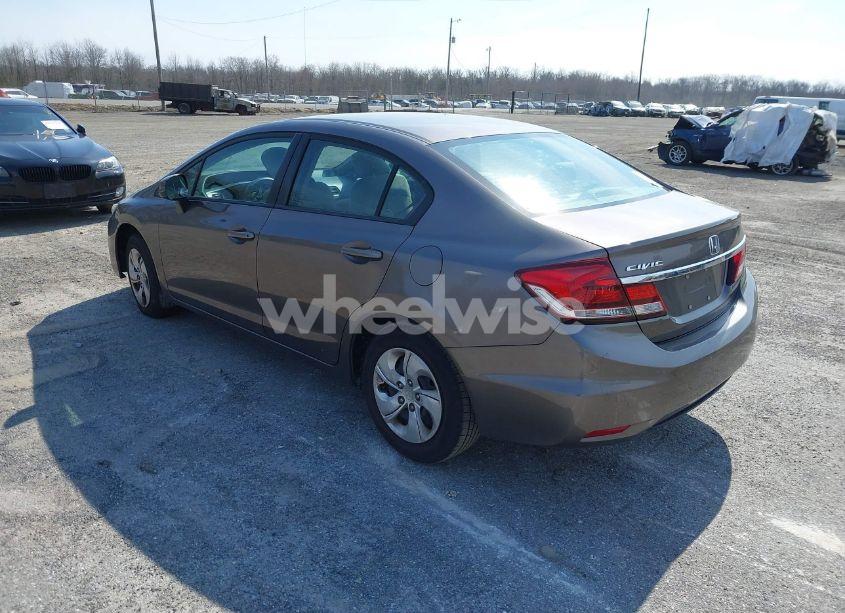 Photo 3 of 2013 Honda Civic LX (VIN 19XFB2F50DE295312)