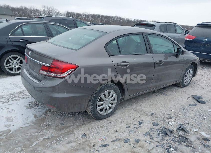 Photo 4 of 2014 Honda Civic LX (VIN 19XFB2F50EE027314)