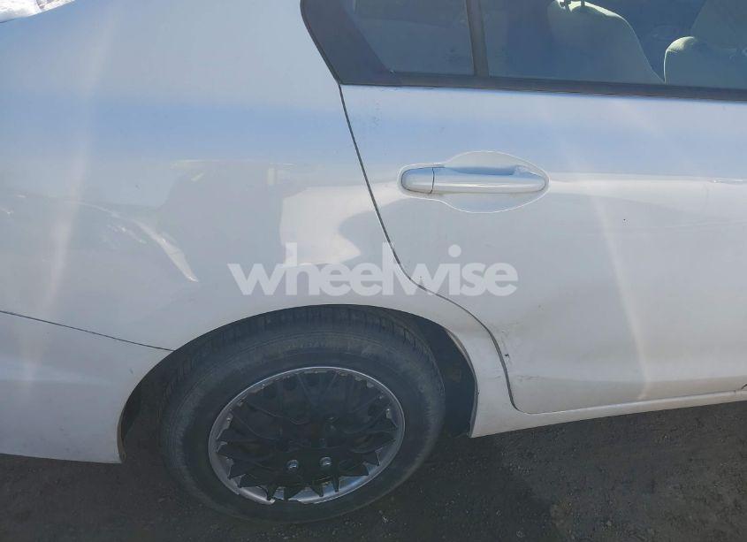 Photo 6 of 2014 Honda Civic LX (VIN 19XFB2F50EE027345)