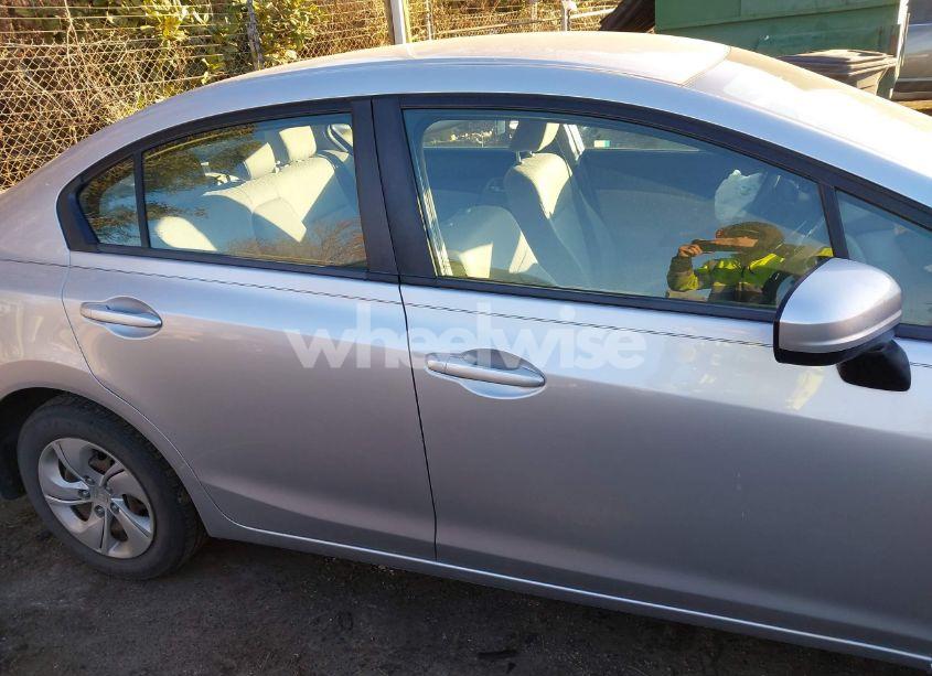 Photo 13 of 2014 Honda Civic LX (VIN 19XFB2F50EE030777)