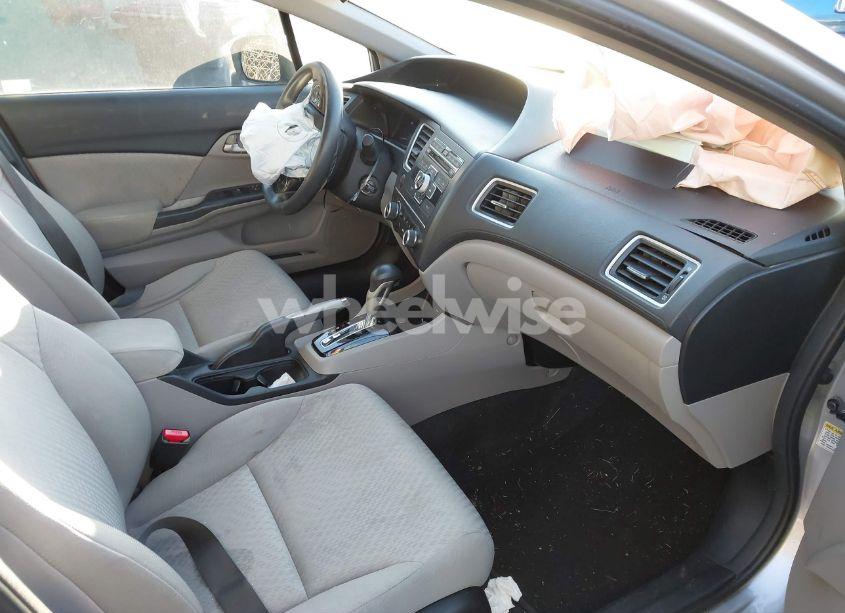 Photo 5 of 2014 Honda Civic LX (VIN 19XFB2F50EE030777)