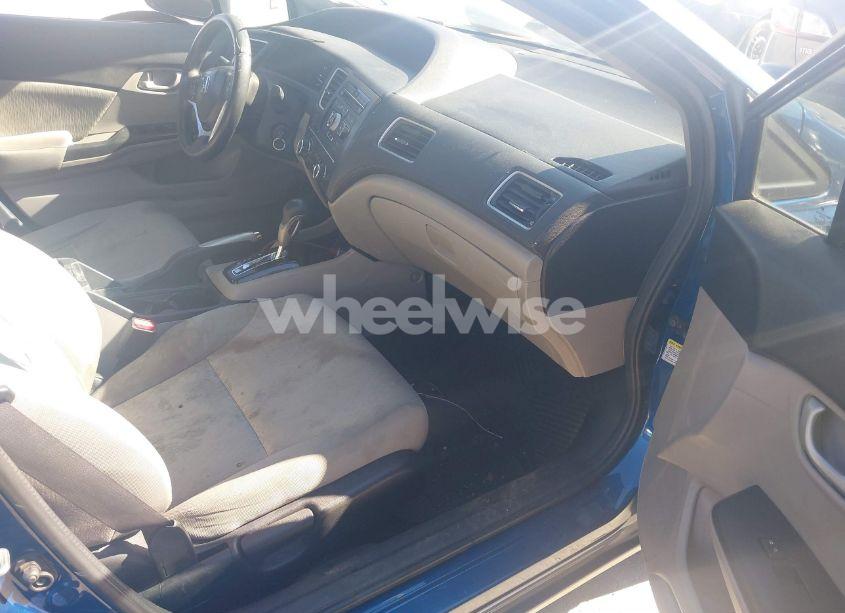 Photo 5 of 2014 Honda Civic LX (VIN 19XFB2F50EE084869)