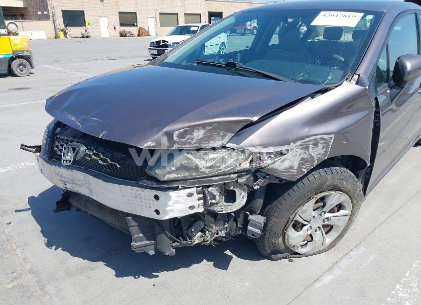 Photo 6 of 2014 Honda Civic LX (VIN 19XFB2F50EE229408)