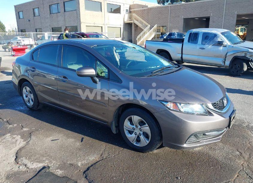2014 Honda Civic LX (VIN 19XFB2F50EE231966) main photo