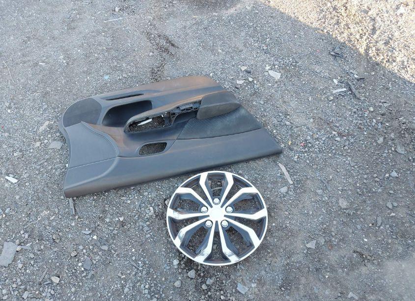 Photo 12 of 2014 Honda Civic LX (VIN 19XFB2F50EE235371)