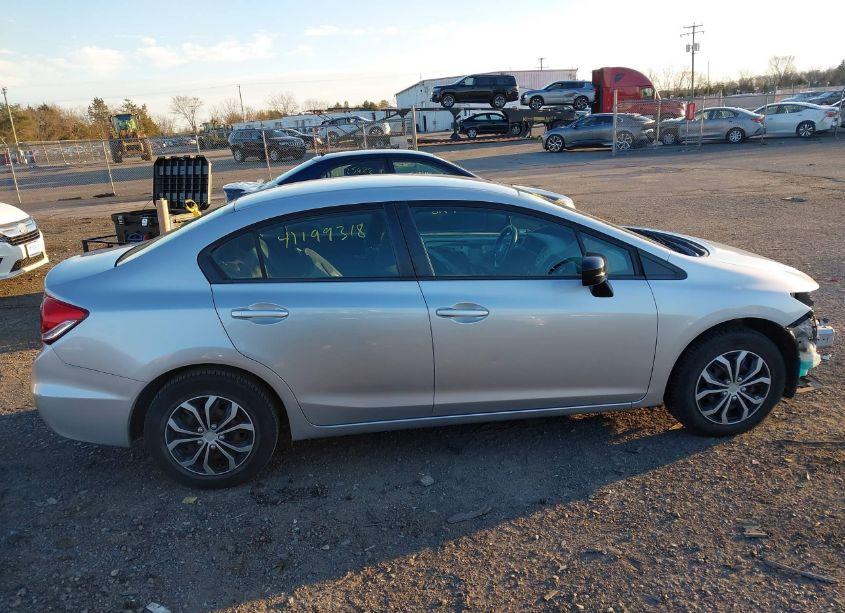 Photo 14 of 2014 Honda Civic LX (VIN 19XFB2F50EE235371)