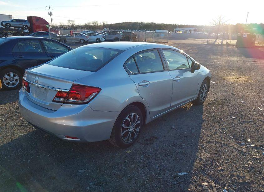 Photo 4 of 2014 Honda Civic LX (VIN 19XFB2F50EE235371)