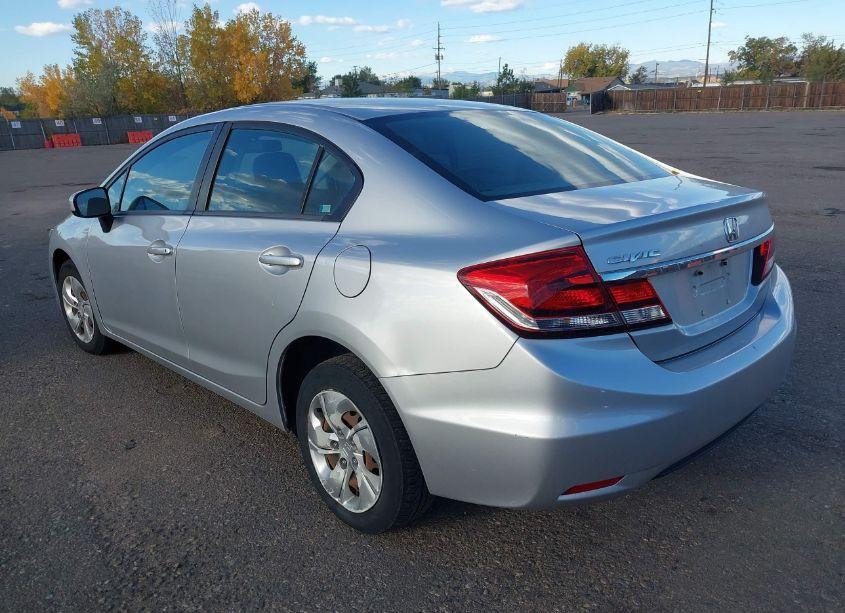 Photo 3 of 2015 Honda Civic LX (VIN 19XFB2F50FE011552)