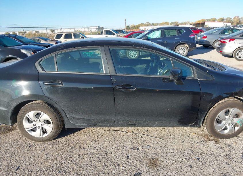Photo 13 of 2015 Honda Civic LX (VIN 19XFB2F50FE047189)
