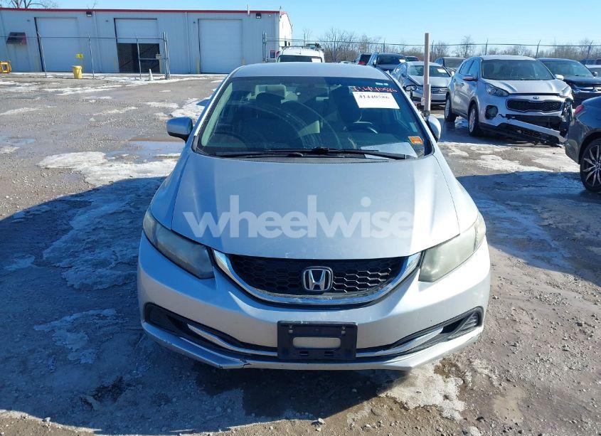 Photo 12 of 2015 Honda Civic LX (VIN 19XFB2F50FE070990)