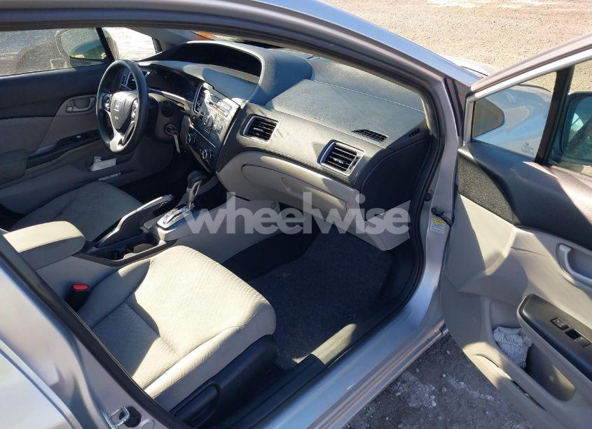 Photo 5 of 2015 Honda Civic LX (VIN 19XFB2F50FE070990)