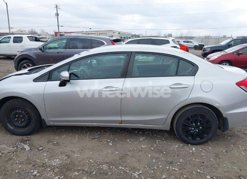 Photo 14 of 2015 Honda Civic LX (VIN 19XFB2F50FE095338)