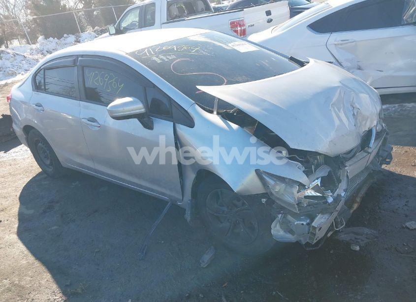 2015 Honda Civic LX (VIN 19XFB2F50FE096859) main photo