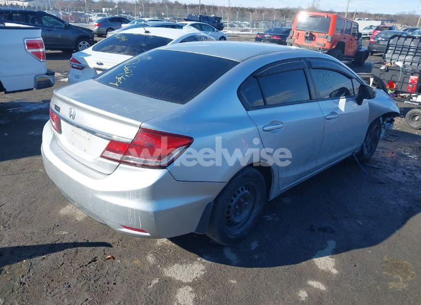 Photo 4 of 2015 Honda Civic LX (VIN 19XFB2F50FE096859)