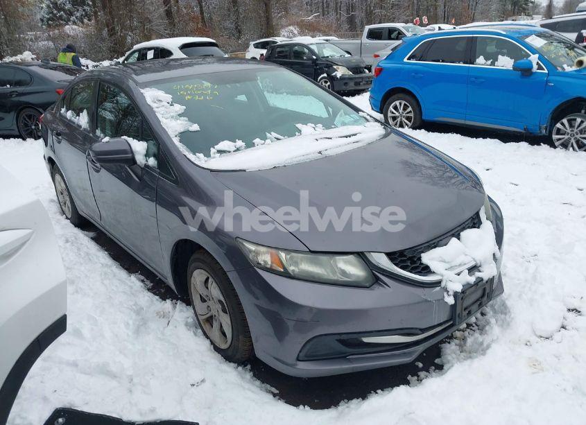 Photo 13 of 2015 Honda Civic LX (VIN 19XFB2F50FE213341)