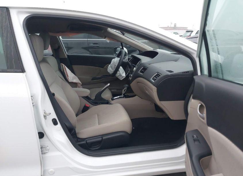 Photo 5 of 2015 Honda Civic LX (VIN 19XFB2F50FE221343)