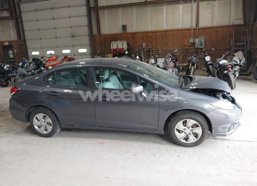 Photo 13 of 2015 Honda Civic LX (VIN 19XFB2F50FE252057)