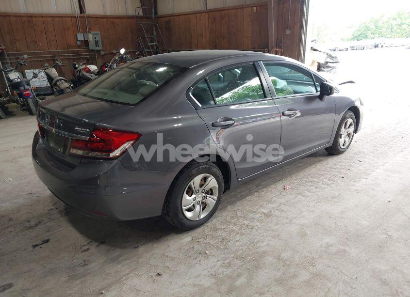 Photo 4 of 2015 Honda Civic LX (VIN 19XFB2F50FE252057)