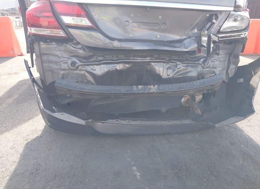 Photo 6 of 2015 Honda Civic LX (VIN 19XFB2F50FE273541)