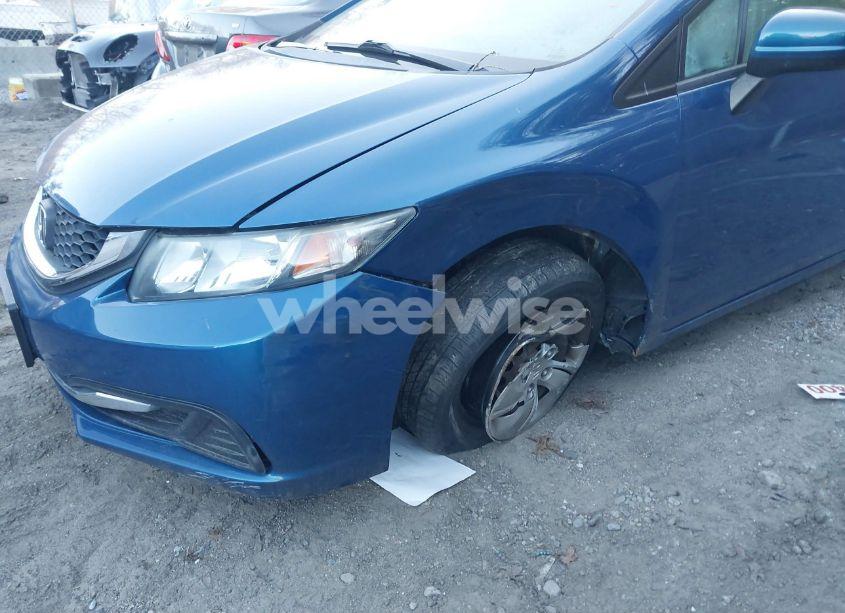 Photo 6 of 2015 Honda Civic LX (VIN 19XFB2F50FE280778)