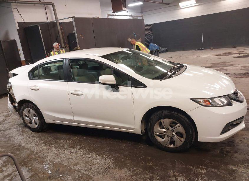 Photo 13 of 2015 Honda Civic LX (VIN 19XFB2F50FE702922)