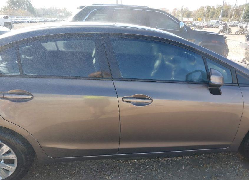 Photo 14 of 2012 Honda Civic LX (VIN 19XFB2F51CE017503)