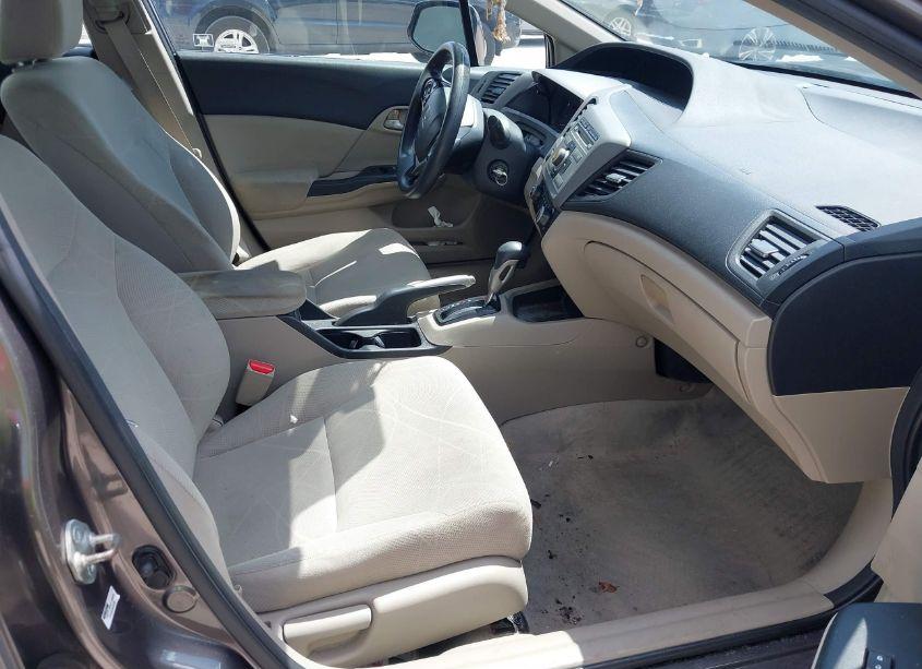 Photo 5 of 2012 Honda Civic LX (VIN 19XFB2F51CE037007)