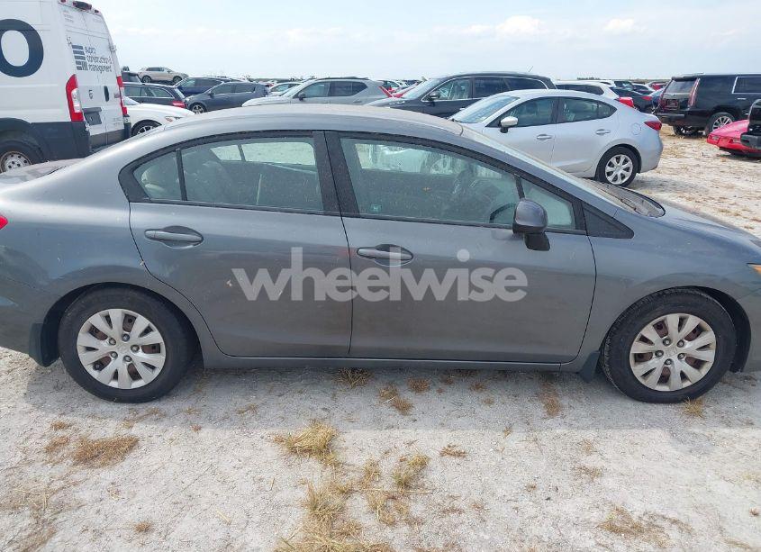 Photo 13 of 2012 Honda Civic LX (VIN 19XFB2F51CE109503)