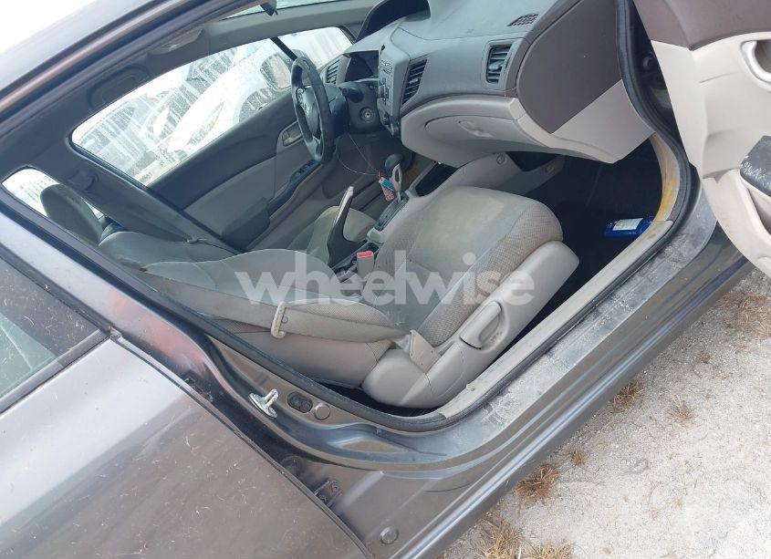 Photo 5 of 2012 Honda Civic LX (VIN 19XFB2F51CE109503)