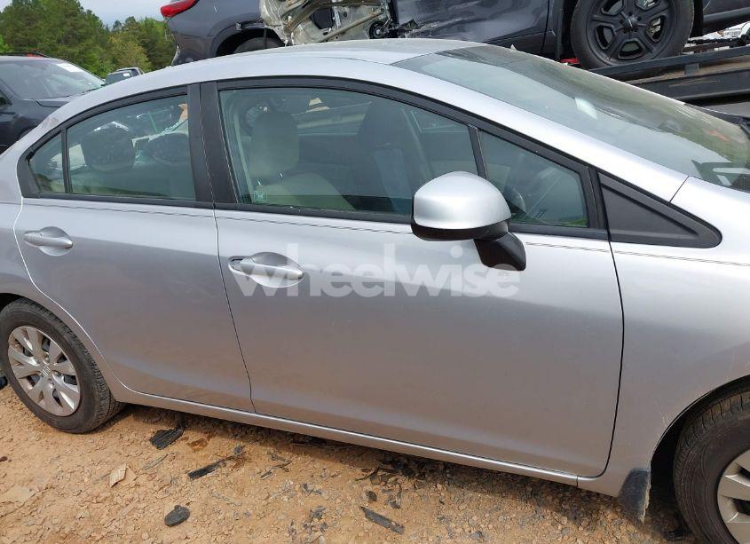 Photo 13 of 2012 Honda Civic LX (VIN 19XFB2F51CE312391)