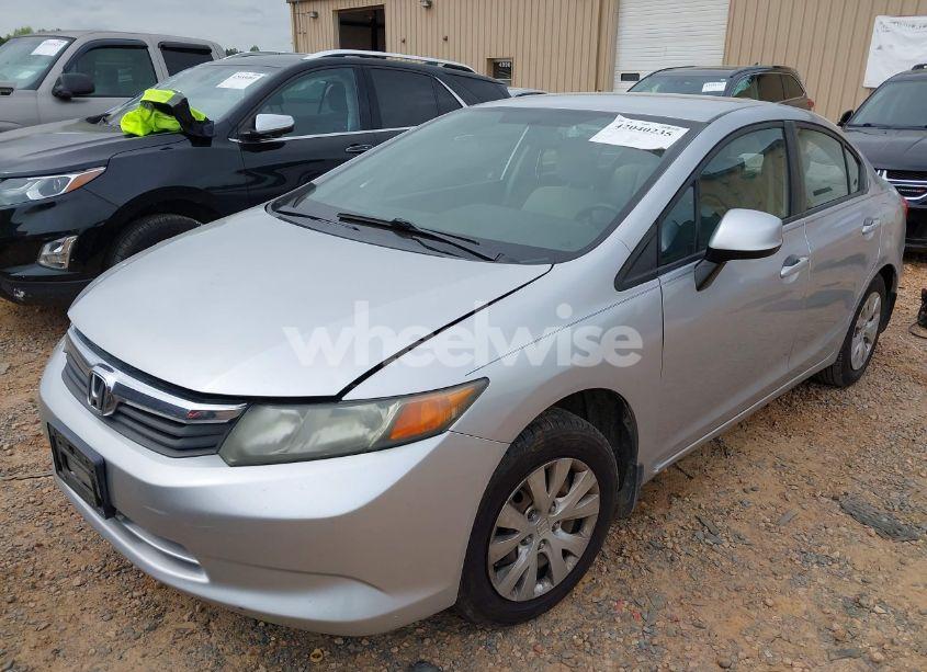 Photo 2 of 2012 Honda Civic LX (VIN 19XFB2F51CE312391)