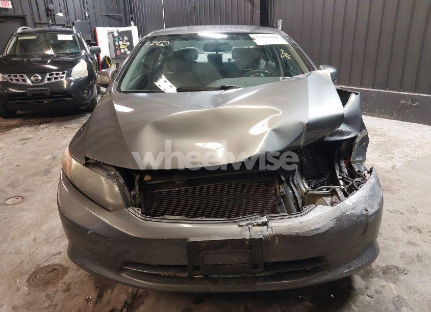Photo 13 of 2012 Honda Civic LX (VIN 19XFB2F51CE314299)