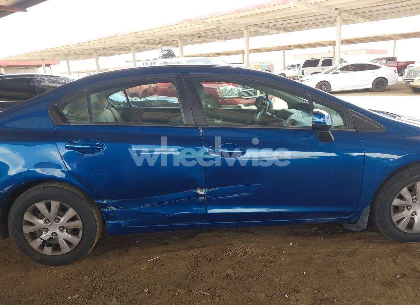 Photo 12 of 2012 Honda Civic LX (VIN 19XFB2F51CE359968)