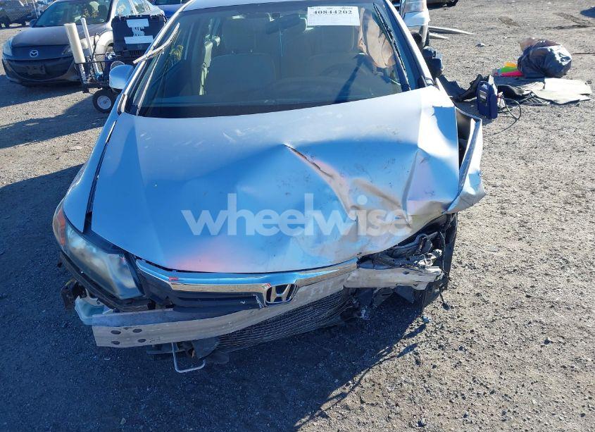 Photo 12 of 2012 Honda Civic LX (VIN 19XFB2F51CE392209)