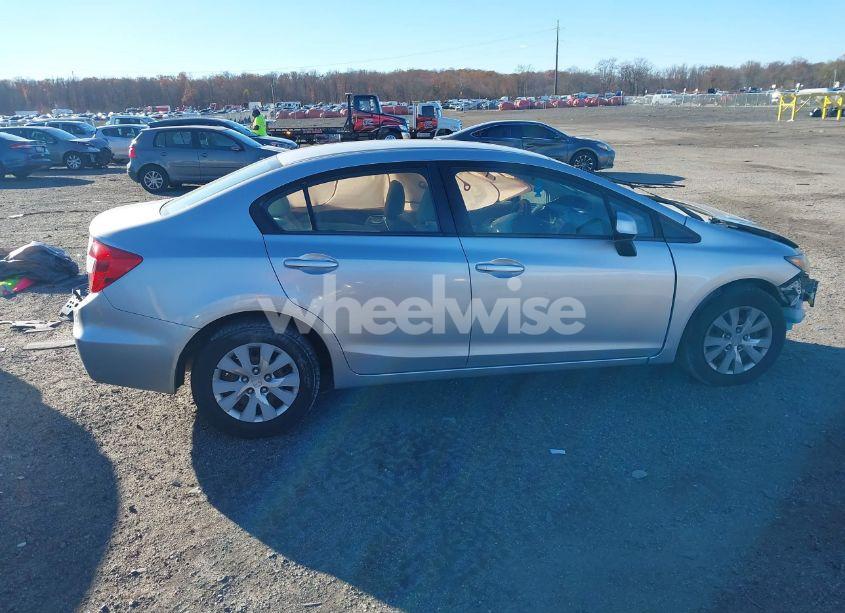 Photo 13 of 2012 Honda Civic LX (VIN 19XFB2F51CE392209)