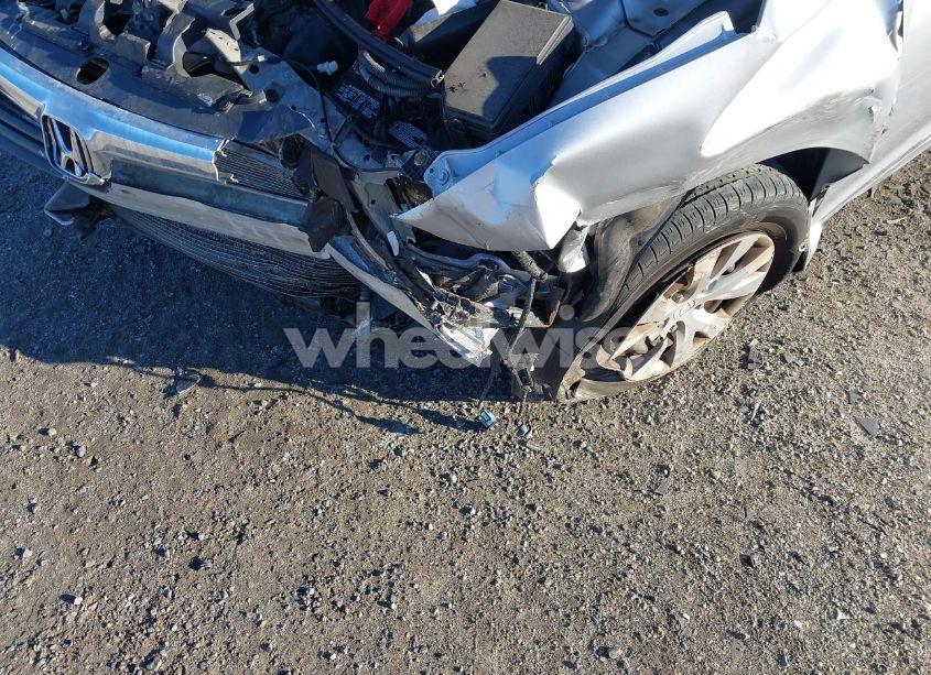 Photo 6 of 2012 Honda Civic LX (VIN 19XFB2F51CE392209)