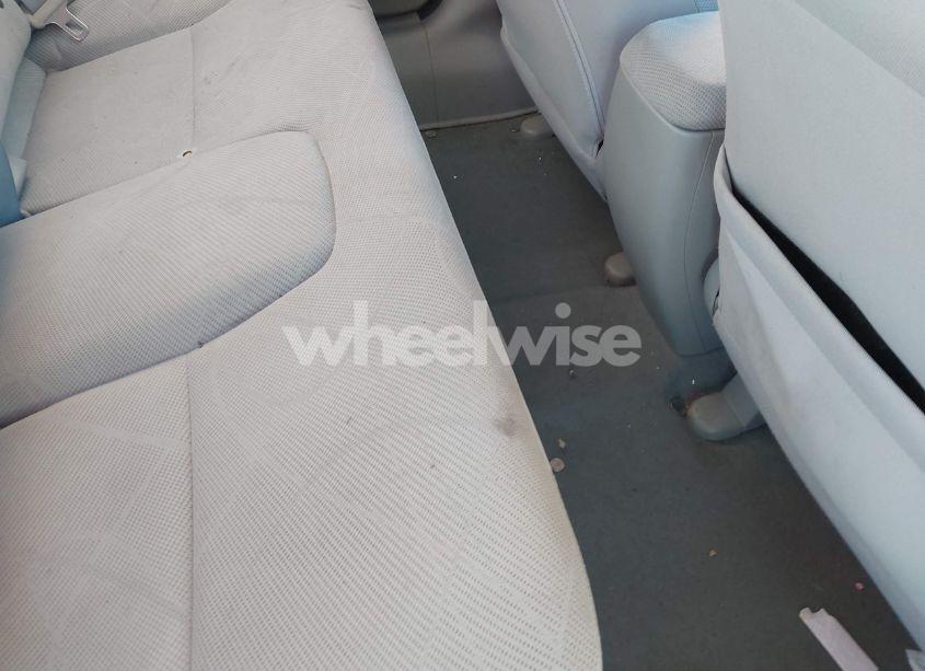 Photo 8 of 2012 Honda Civic LX (VIN 19XFB2F51CE392209)