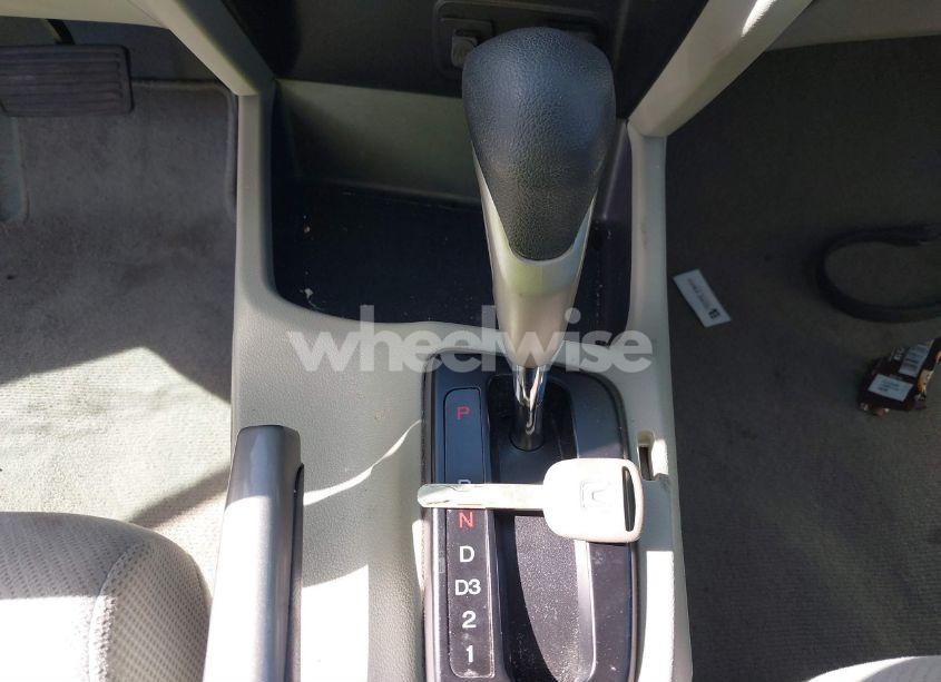 Photo 11 of 2012 Honda Civic LX (VIN 19XFB2F51CE392615)