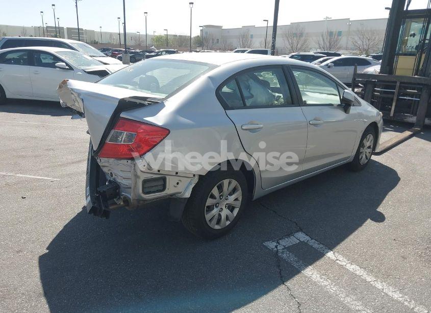Photo 4 of 2012 Honda Civic LX (VIN 19XFB2F51CE392615)