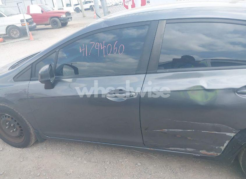 Photo 14 of 2013 Honda Civic LX (VIN 19XFB2F51DE013890)