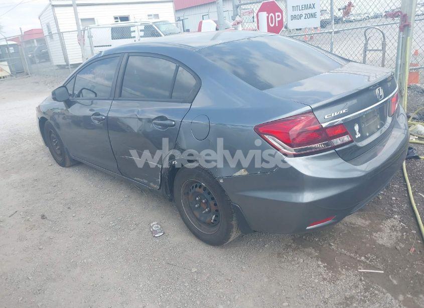 Photo 3 of 2013 Honda Civic LX (VIN 19XFB2F51DE013890)