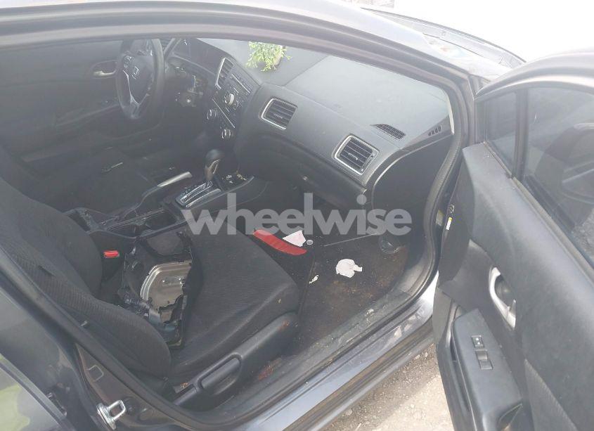 Photo 5 of 2013 Honda Civic LX (VIN 19XFB2F51DE013890)