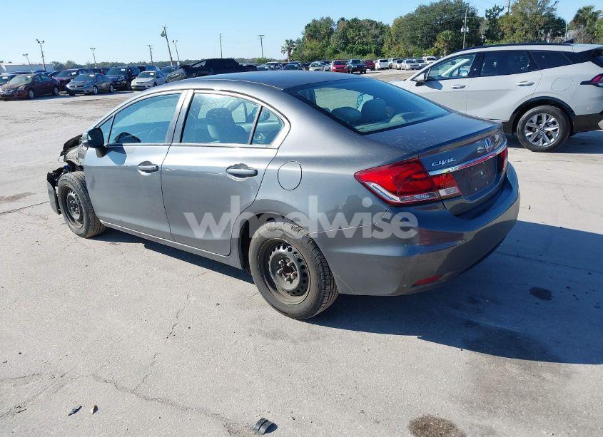 Photo 3 of 2013 Honda Civic LX (VIN 19XFB2F51DE025652)