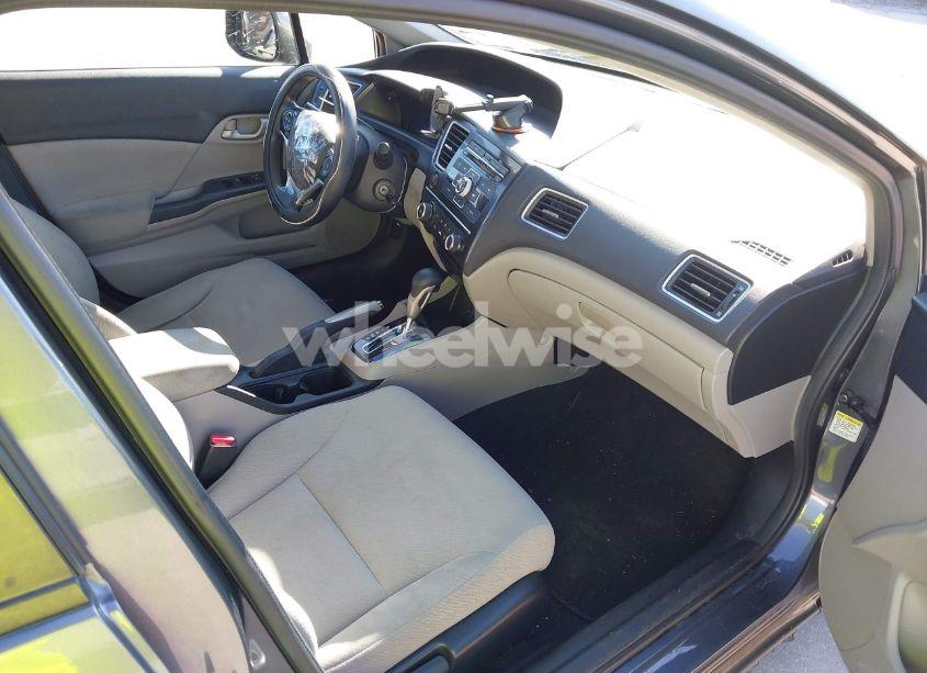 Photo 5 of 2013 Honda Civic LX (VIN 19XFB2F51DE025652)