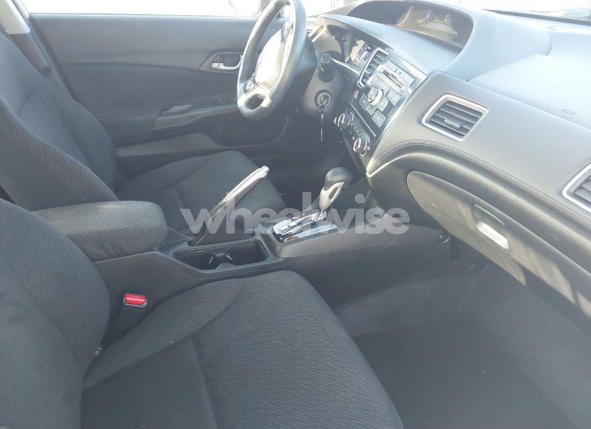 Photo 5 of 2013 Honda Civic LX (VIN 19XFB2F51DE032441)