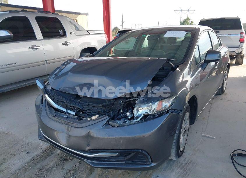 Photo 2 of 2013 Honda Civic LX (VIN 19XFB2F51DE035467)